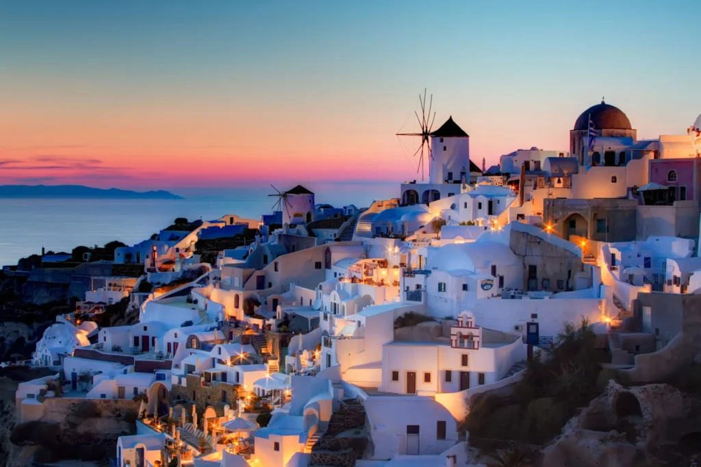 Greece Awaits: Your Guide to Exploring Its Rich Heritage and Stunning Islands